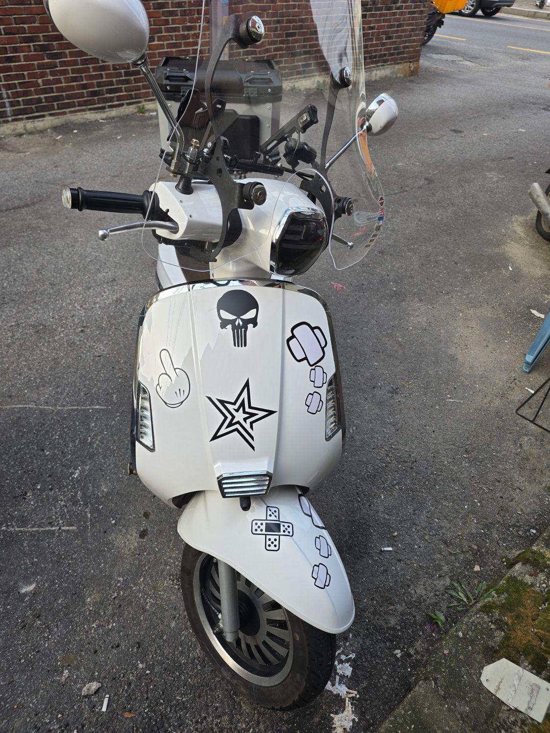 착한스쿠터 야르스 125 럭셔리 2 thumb 2