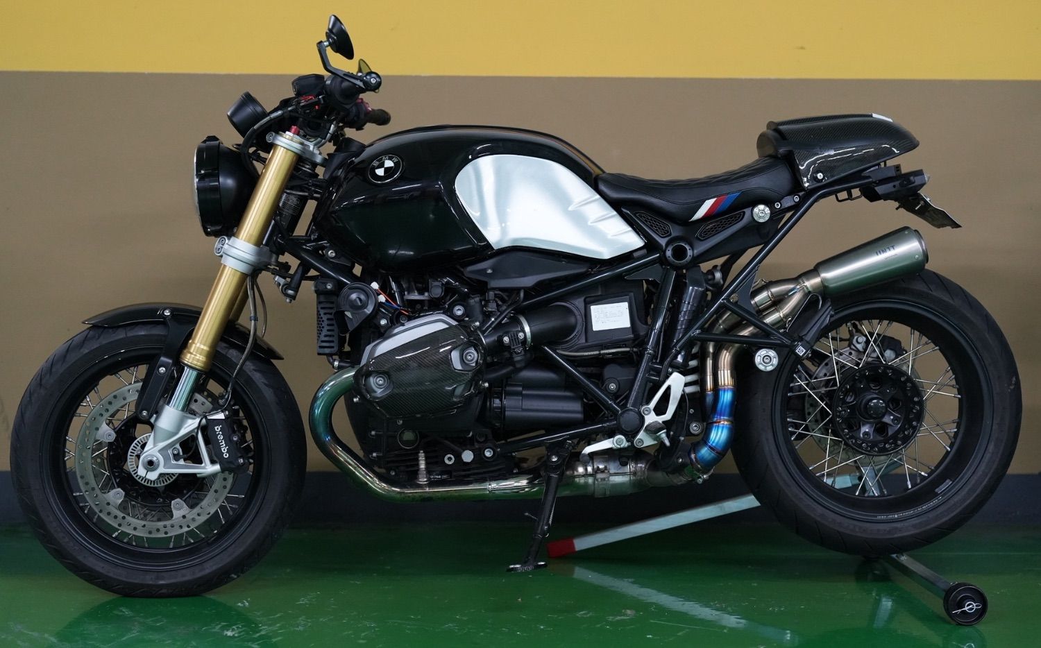 BMW R nine T 2018 블랙 사진 1