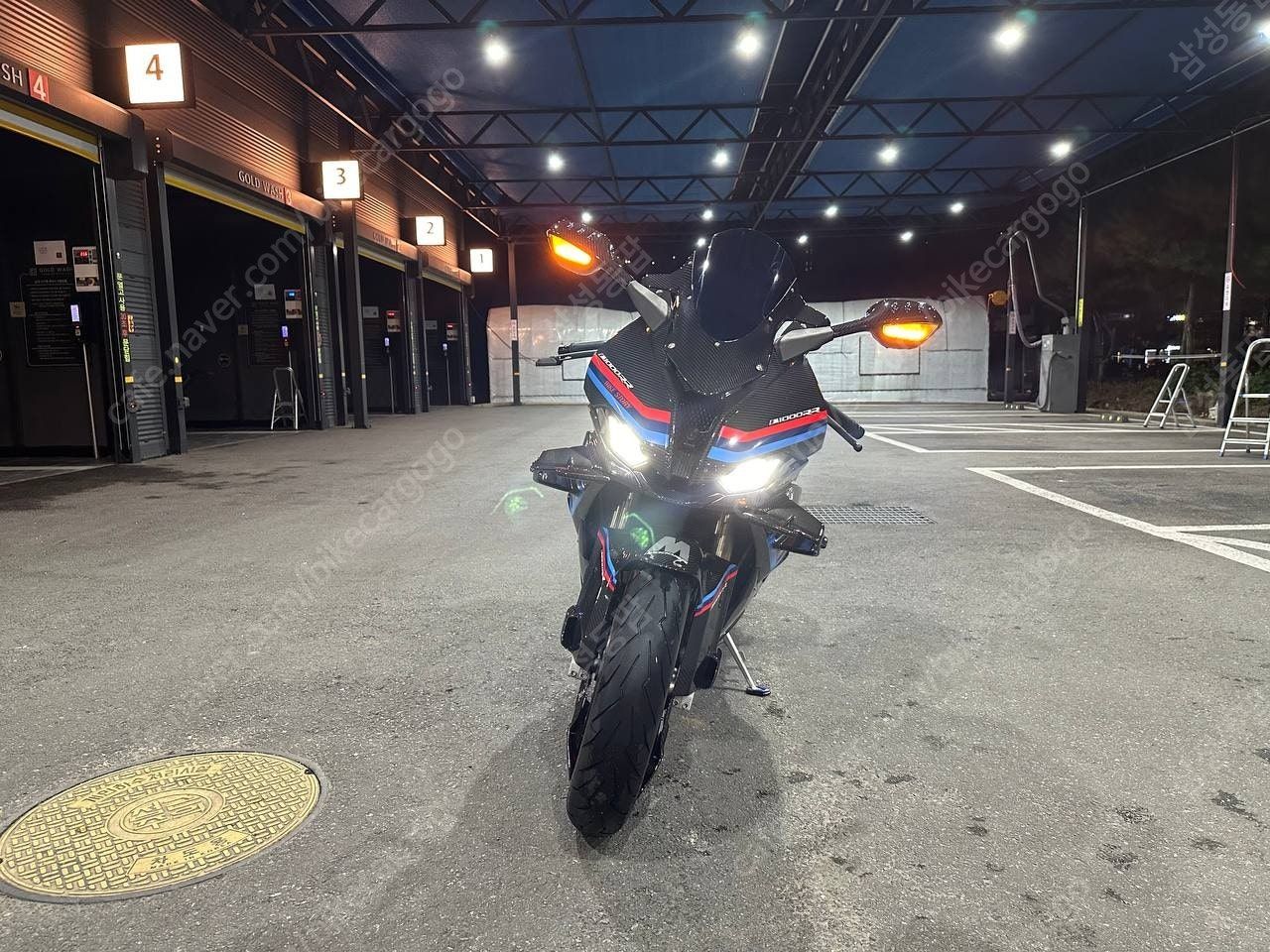 BMW S 1000 RR 2022 블랙 사진 8