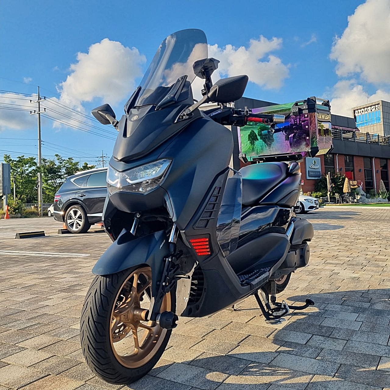 야마하 NMAX 155 more