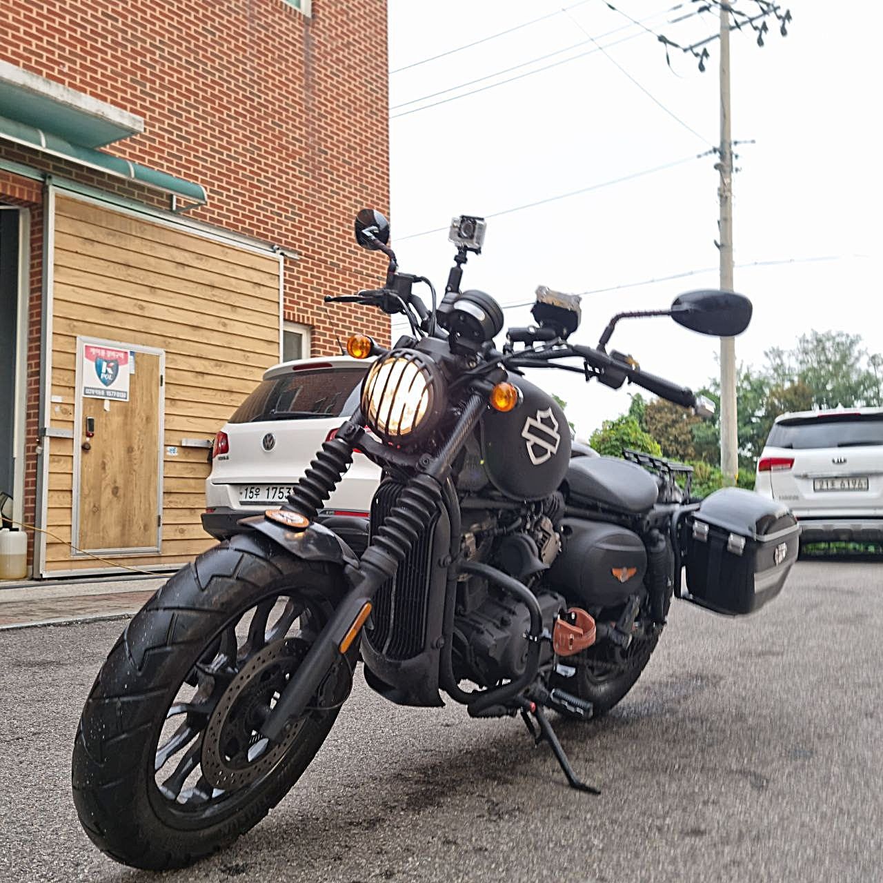 KR모터스 아퀼라 300 S more