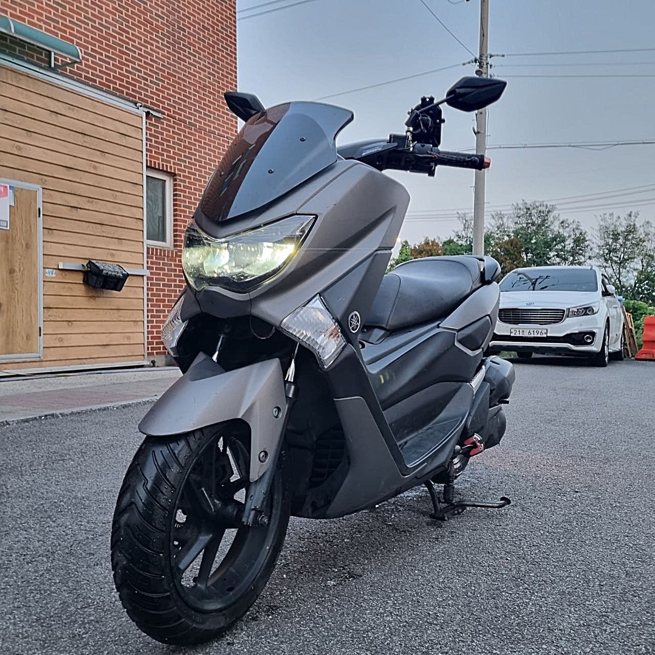 야마하 NMAX 125 more