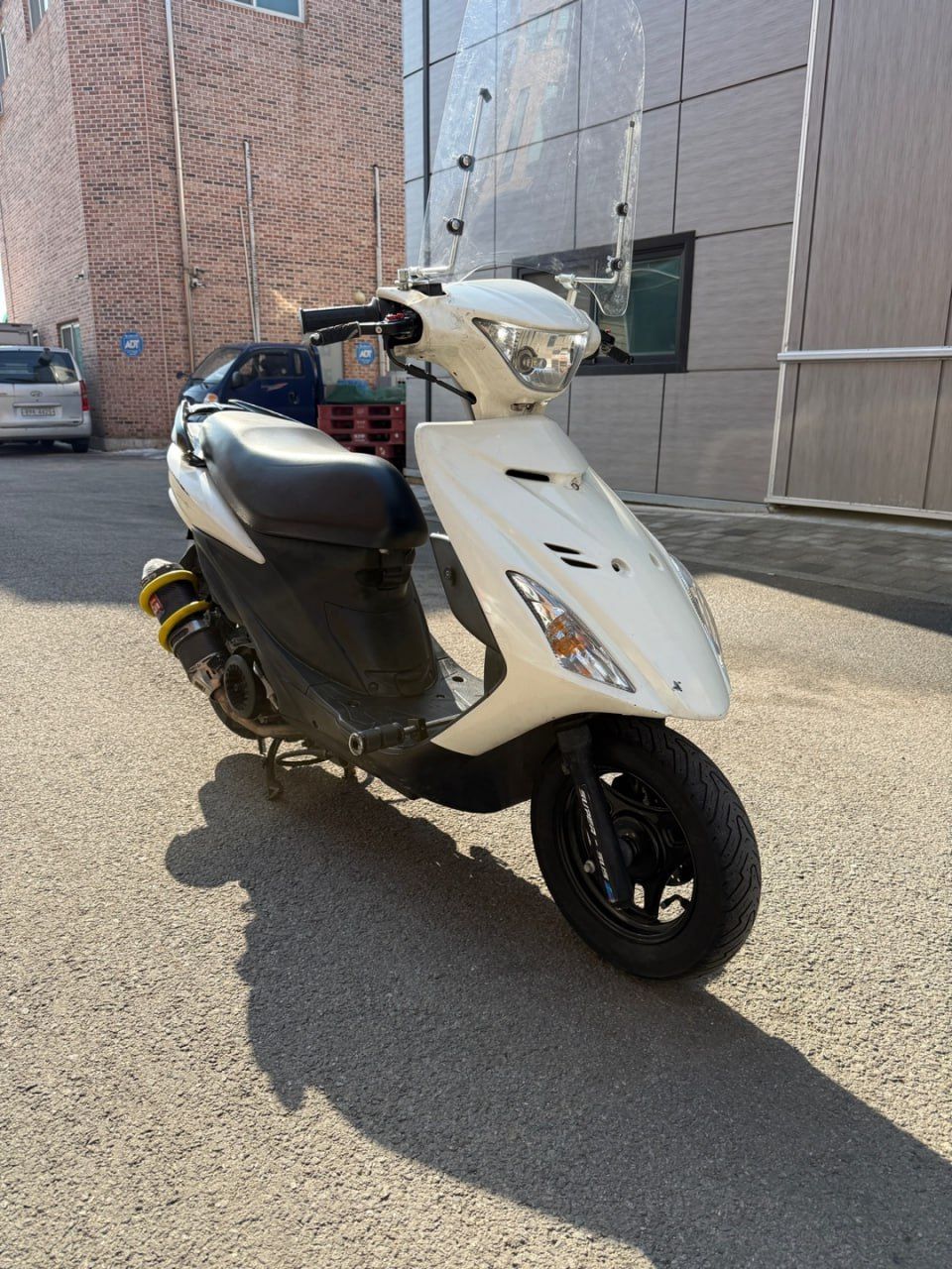 스즈키 어드레스 125 more