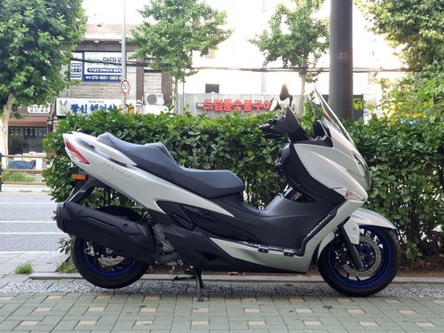 스즈키 버그만 400 ABS 2022년식