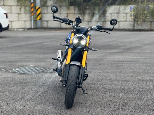 트라이엄프 스피드 400 2025년식