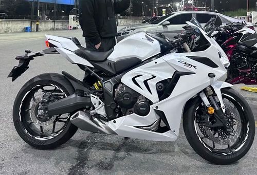 혼다 CBR 650 R 2022년식