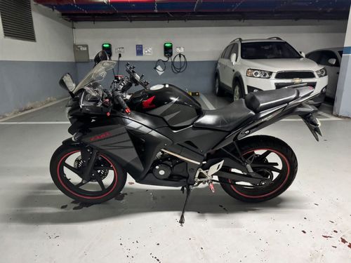 혼다 CBR 125 R 2015년식