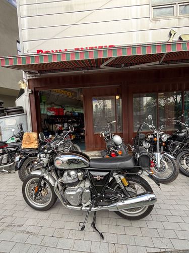 로얄엔필드 인터셉터 650 2020년식